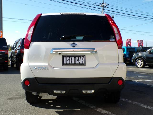 エクストレイル ２０Ｘｔｔ　ナビ　地デジ　フルセグ　Ｂｌｕｅｔｏｏｔｈ　ビルトインＥＴＣ　ディスチャージドランプ　ＵＳＢ　ＨＤＭＩ　クルーズコントロール　純正アルミ　後席アルパインモニター　カプロンシート　シートヒーター　記録簿（9枚目）