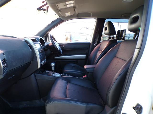 エクストレイル ２０Ｘｔｔ　ナビ　地デジ　フルセグ　Ｂｌｕｅｔｏｏｔｈ　ビルトインＥＴＣ　ディスチャージドランプ　ＵＳＢ　ＨＤＭＩ　クルーズコントロール　純正アルミ　後席アルパインモニター　カプロンシート　シートヒーター　記録簿（22枚目）