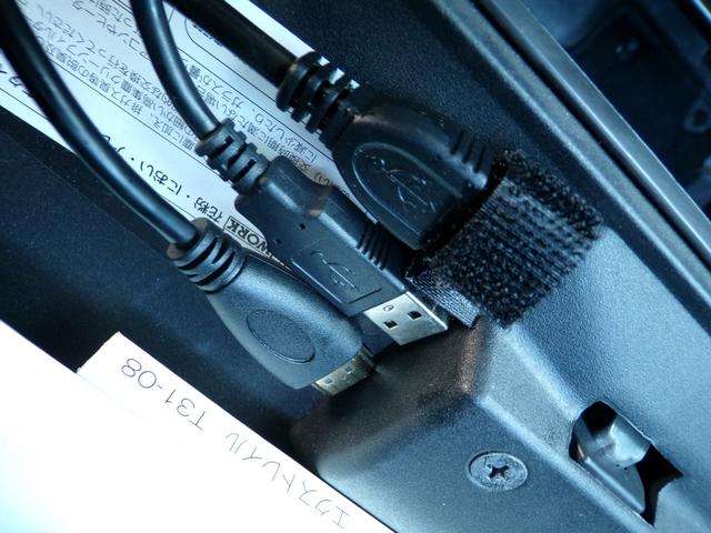 エクストレイル ２０Ｘｔｔ　ナビ　地デジ　フルセグ　Ｂｌｕｅｔｏｏｔｈ　ビルトインＥＴＣ　ディスチャージドランプ　ＵＳＢ　ＨＤＭＩ　クルーズコントロール　純正アルミ　後席アルパインモニター　カプロンシート　シートヒーター　記録簿（30枚目）