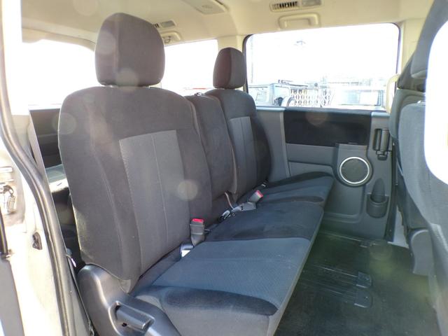 デリカＤ：５ Ｇ　パワーパッケージ　ナビ　地デジ　バックカメラ　ビルトインＥＴＣ　スマートキー　スペアキー　ディスチャージドランプ　フォグランプ　社外アルミ　クルーズコントロール　オールホワイトパール　８人乗り　両側パワースライドドア（18枚目）