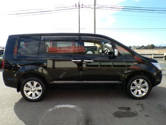 デリカD:5 シャモニー ワンオーナー 記録簿 ナビ フルセグ Bluetooth フロント&サイド&バックカメラ クルーズコントロール ステアリングスイッチ パワーシート シートヒーター HID 4WD スマートキー ETC(39枚目)