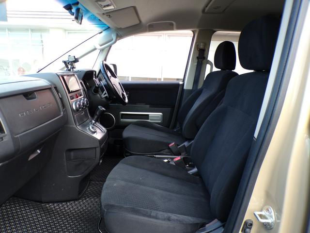 デリカＤ：５ Ｄ　パワーパッケージ　ナビ　フルセグ　Ｂｌｕｅｔｏｏｔｈ　ビルトインＥＴＣ　クルーズコントロール　ディスチャージドランプ　スマートキー　バンパープロテクター　シートヒーター　ベージュ＆ブラック塗装　４ＷＤ　両側パワスラ（25枚目）