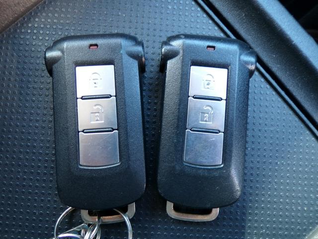 デリカD:5 G パワーパッケージ ナビ フルセグ Bluetooth バックカメラ 後席モニター スマートキー スペアキー ドライブレコーダー前後 クルーズコントロール ディスチャージドランプ ビルトインETC フォグランプ 4WD(28枚目)