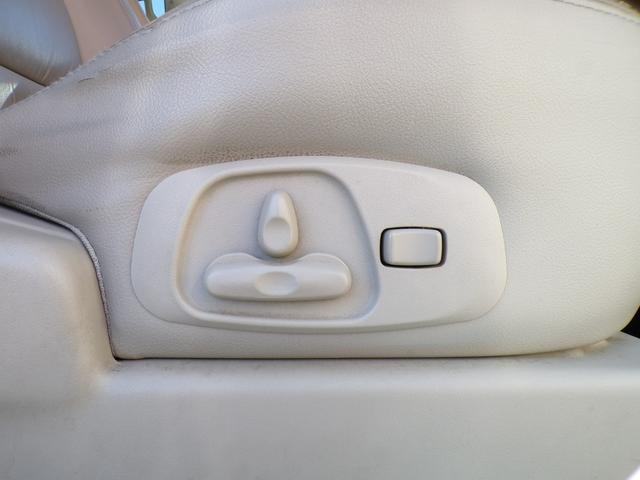 パジェロ ロング　スーパーエクシード　タイミングベルト交換済　本革シート　パワーシート　シートヒーター　ロックフォードプレミアムサウンドシステム　クルーズコントロール　ナビ　Ｂｌｕｅｔｏｏｔｈ　バックカメラ　キーレス　ＥＴＣ　ＡＣ１００Ｖ（21枚目）