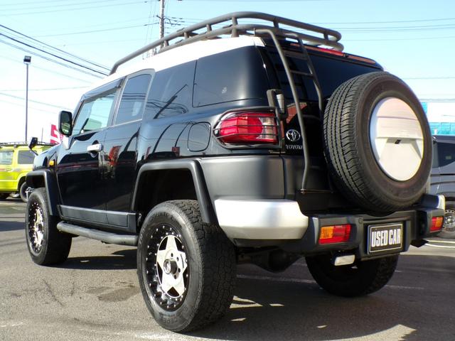 FJクルーザー カラーパッケージ リフトアップ 社外アルミ リアラダー ルーフラック ナビ 地デジ Bluetooth コーナーセンサー バックカメラ クルーズコントロール ETC ステアリングスイッチ キーレス サイドステップ4WD(14枚目)