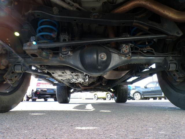 FJクルーザー カラーパッケージ リフトアップ 社外アルミ リアラダー ルーフラック ナビ 地デジ Bluetooth コーナーセンサー バックカメラ クルーズコントロール ETC ステアリングスイッチ キーレス サイドステップ4WD(15枚目)