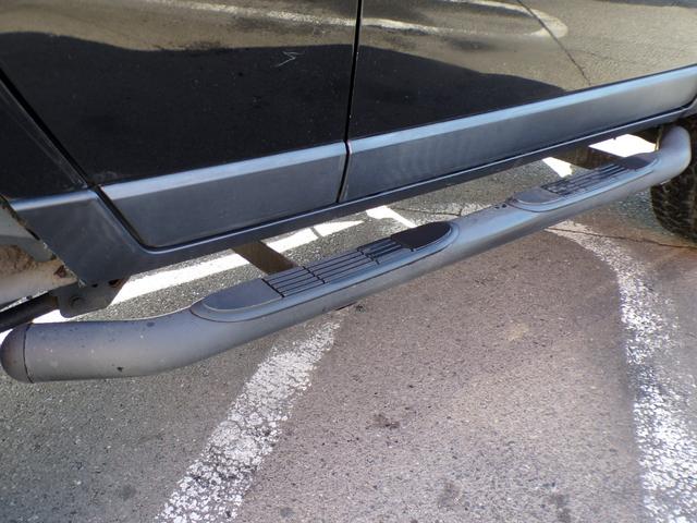 FJクルーザー カラーパッケージ リフトアップ 社外アルミ リアラダー ルーフラック ナビ 地デジ Bluetooth コーナーセンサー バックカメラ クルーズコントロール ETC ステアリングスイッチ キーレス サイドステップ4WD(17枚目)