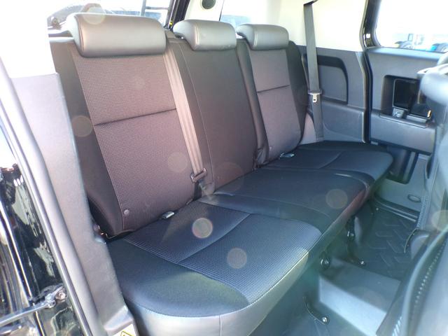 FJクルーザー カラーパッケージ リフトアップ 社外アルミ リアラダー ルーフラック ナビ 地デジ Bluetooth コーナーセンサー バックカメラ クルーズコントロール ETC ステアリングスイッチ キーレス サイドステップ4WD(26枚目)