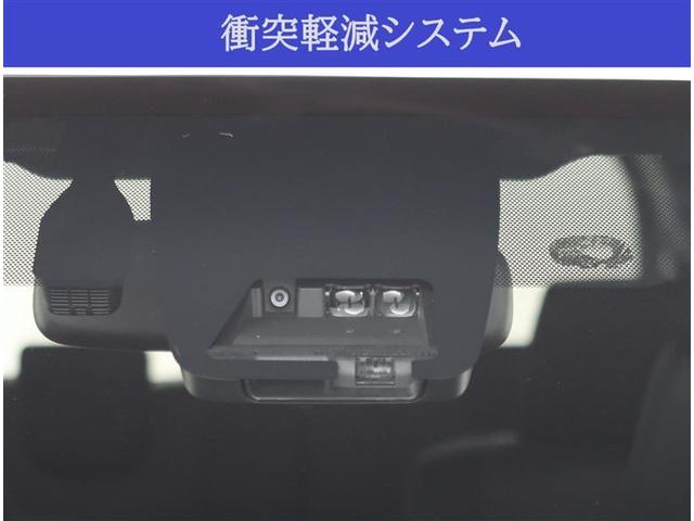 ヴォクシー ハイブリッドＺＳ　衝突被害軽減ブレーキ　車線逸脱警報　ＳＤナビ　フルセグＴＶ　ミュージックサーバー　Ｂｌｕｅｔｏｏｔｈ　バックモニター　ＬＥＤヘッドライト　左側電動スライドドア　スマートキー　ワンオーナー（4枚目）