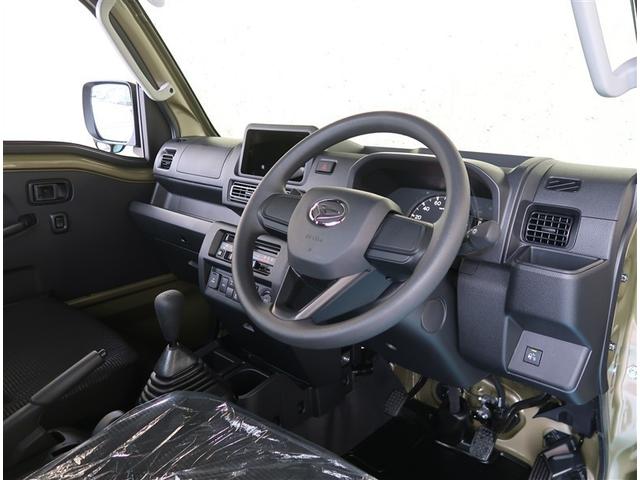 ハイゼットトラック ジャンボ　Ｘ　届出済未使用車　マニュアル車　衝突軽減システム　ペダル踏み間違い　クリアランスソナー　オートマチックハイビーム　アイドリングストップ　スマートキー　運転席・助手席エアバッグ（2枚目）