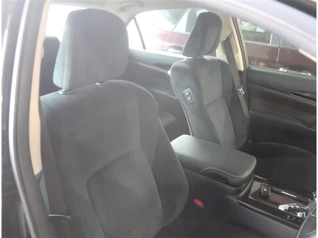 クラウンハイブリッド ロイヤルサルーン　ＳＤナビ　フルセグＴＶ　ＣＤ・ＤＶＤ・ブルーレイ再生　Ｂｌｕｅｔｏｏｔｈ接続　ミュージックサーバー　シートヒーター　ＬＥＤヘッドライト　ワンオーナー（14枚目）