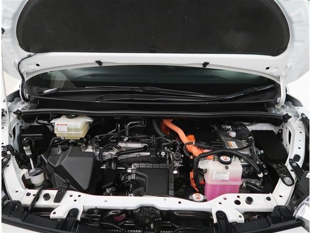 ヴォクシー ハイブリッドＺＳ　純正ＳＤナビゲーション　フルセグＴＶ　Ｂｌｕｅｔｏｏｔｈ接続　ＣＤ＋ＤＶＤ再生　バックカメラ　ＥＴＣ　ＬＥＤヘッドライト　シートヒーター　純正１６インチアルミホイール（22枚目）