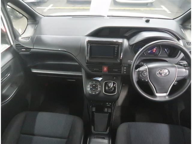 ノア ハイブリッドＸ　衝突被害軽減装置　ＳＤナビ　フルセグ　ＣＤ　ＤＶＤ　メディアプレイヤー接続　Ｂｌｕｅｔｏｏｔｈ　１００Ｖ１５００Ｗ　純正アルミ　ＬＥＤヘッドライト　スマートキー　ＥＴＣ２．０　バックカメラ（13枚目）