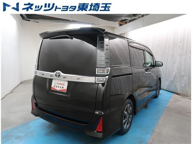 ヴォクシー ＺＳ　煌ＩＩＩ　社外１１型ナビゲーション　フルセグＴＶ　Ｂｌｕｅｔｏｏｔｈ・ＵＳＢ接続　バックカメラ　ＥＴＣ　ＬＥＤヘッドライト　純正１６インチアルミホイール（6枚目）