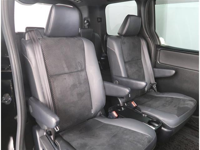 ヴォクシー ＺＳ　煌ＩＩＩ　社外１１型ナビゲーション　フルセグＴＶ　Ｂｌｕｅｔｏｏｔｈ・ＵＳＢ接続　バックカメラ　ＥＴＣ　ＬＥＤヘッドライト　純正１６インチアルミホイール（17枚目）