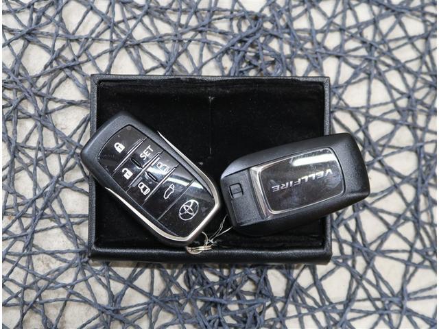 ヴェルファイア ２．５Ｚ　Ｇエディション　純正９型ディスプレイオーディオ　純正１２型後席モニター　フルセグＴＶ　ＣＤ＋ＤＶＤ再生　Ｂｌｕｅｔｏｏｔｈ・ＵＳＢ接続　バックカメラ　ＥＴＣ　合皮パワーシート　ＬＥＤヘッドライト　純正１８インチアルミ（16枚目）