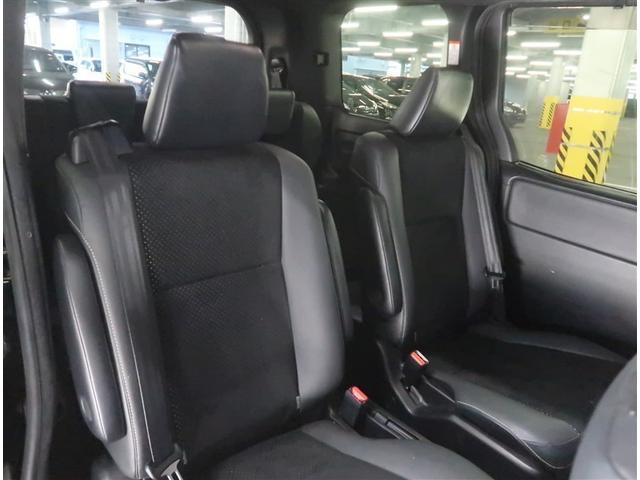 ヴォクシー ＺＳ　煌ＩＩＩ　衝突被害軽減装置　ＳＤナビ　フルセグ　ＤＶＤ　ＥＴＣ　ミュージックサーバー　メディアプレイヤー接続　Ｂｌｕｅｔｏｏｔｈ　後席モニター　純正アルミ　ＬＥＤヘッドライト　両側電動スライドドア　バックカメラ（15枚目）