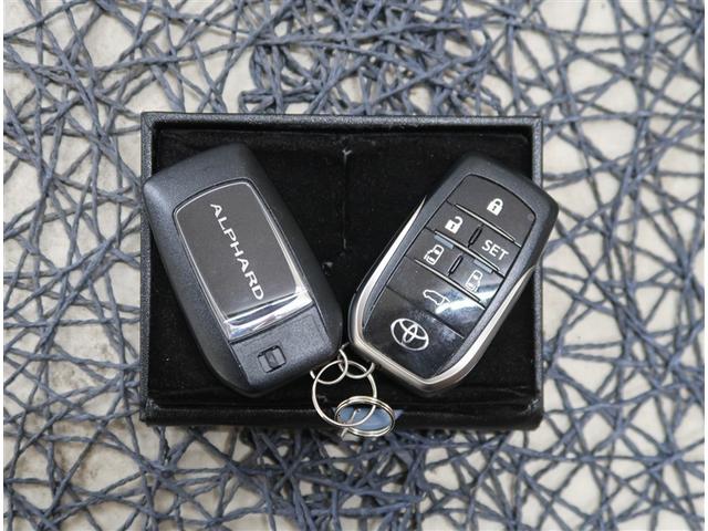 アルファード ２．５Ｓ　Ｃパッケージ　ディスプレイオーディオ・ナビ　ＣＤ　ＤＶＤ再生　後席モニター　シートヒーター　シートエアコン　ＥＴＣ２．０　電動リアゲート　バックモニター　ＵＳＢ・Ｂｌｕｅｔｏｏｔｈ接続（15枚目）