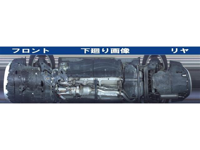 プリウス Ｇツーリングセレクション　ＳＤナビ　フルセグ　ＤＶＤ　ＥＴＣ　リヤカメラ　Ｂｌｕｅｔｏｏｔｈ　メディアプレイヤー接続　純正アルミ　ＬＥＤヘッドライト　スマートキー（4枚目）