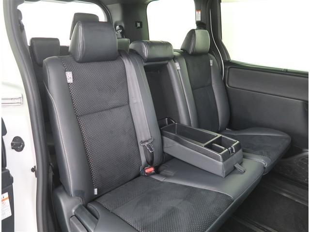 ヴォクシー ＺＳ　煌ＩＩＩ　純正１２型後席モニター　ＳＤナビ　フルセグ　ＤＶＤ　ＥＴＣ２．０　リヤカメラ　衝突被害軽減装置装置　オートクルーズ　クリアランスソナー　ミュージックサーバー　Ｂｌｕｅｔｏｏｔｈ　純正アルミ（19枚目）