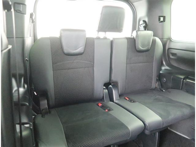 ヴォクシー ＺＳ　煌ＩＩＩ　純正１２型後席モニター　ＳＤナビ　フルセグ　ＤＶＤ　ＥＴＣ２．０　リヤカメラ　衝突被害軽減装置装置　オートクルーズ　クリアランスソナー　ミュージックサーバー　Ｂｌｕｅｔｏｏｔｈ　純正アルミ（20枚目）