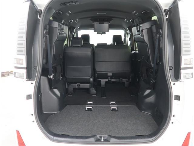 ヴォクシー ＺＳ　煌ＩＩＩ　純正１２型後席モニター　ＳＤナビ　フルセグ　ＤＶＤ　ＥＴＣ２．０　リヤカメラ　衝突被害軽減装置装置　オートクルーズ　クリアランスソナー　ミュージックサーバー　Ｂｌｕｅｔｏｏｔｈ　純正アルミ（23枚目）