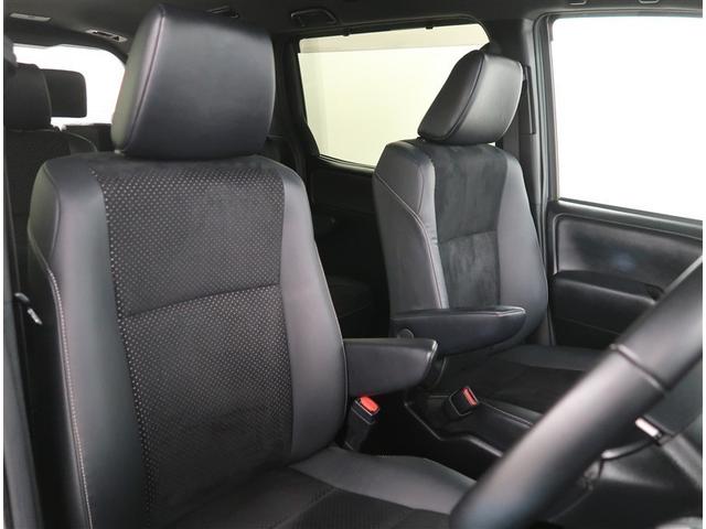 ヴォクシー ＺＳ　煌ＩＩＩ　純正９型ナビゲーション　フルセグ　ＤＶＤ　ＥＴＣ　リヤカメラ　衝突被害軽減装置　オートクルーズ　クリアランスソナー　ミュージックサーバー　Ｂｌｕｅｔｏｏｔｈ　純正アルミ　ＬＥＤヘッドライト（17枚目）