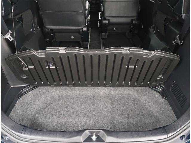 ヴォクシー ＺＳ　煌ＩＩＩ　純正９型ナビゲーション　フルセグ　ＤＶＤ　ＥＴＣ　リヤカメラ　衝突被害軽減装置　オートクルーズ　クリアランスソナー　ミュージックサーバー　Ｂｌｕｅｔｏｏｔｈ　純正アルミ　ＬＥＤヘッドライト（23枚目）