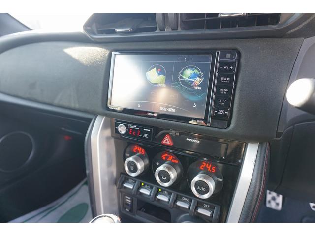 ８６ ＧＴリミテッド　６ＭＴ　後期　１オーナー　ＴＲＤエアロ　ＴＲＤマフラー　ＴＲＤウインドルーバー　ナビＴＶ　Ｂカメラドラレコ　ハーフレザー　クルコン（17枚目）