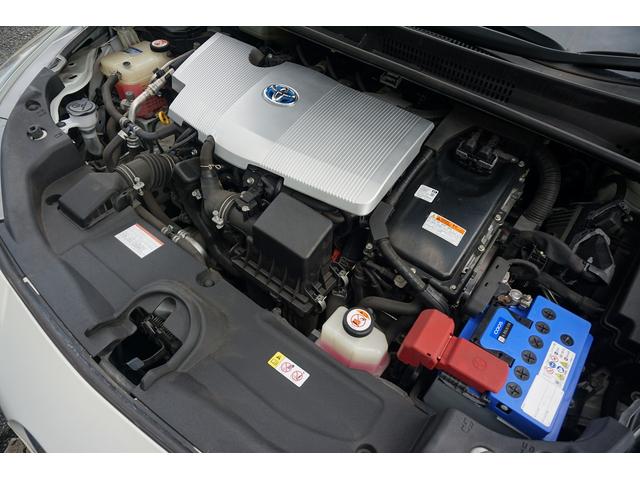 プリウス Sセーフティプラス ツートーン 9インチナビTV Bカメラ ETC 前後ドライブレコーダー クルコン トヨタセーフティ スマートキー(25枚目)