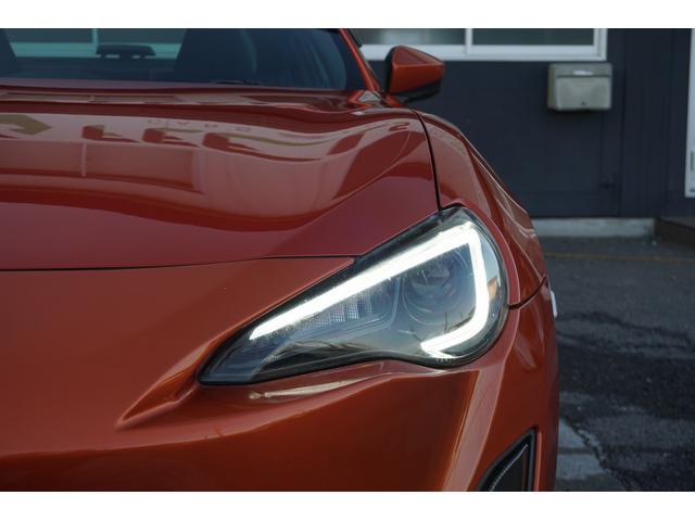 ８６ ＧＴ　ＴＥＩＮ車高調　社外ヘッドライト　ファイバーテール　ナビＴＶ地デジ　Ｂカメラ　ＥＴＣ　スマートキー　横滑り防止　スペアキー　パドルシフト（9枚目）