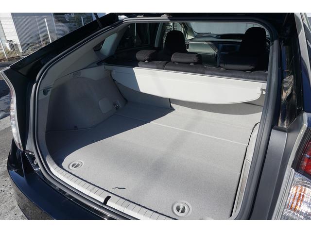 プリウス Sツーリングセレクション・G’s 純正8インチナビTV Bカメラ ETC スマートキー(22枚目)