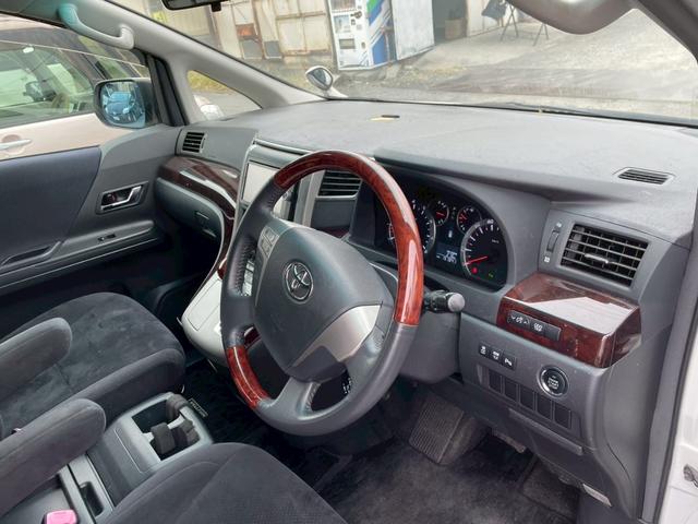 ヴェルファイア 2.4Z プラチナムセレクション(28枚目)