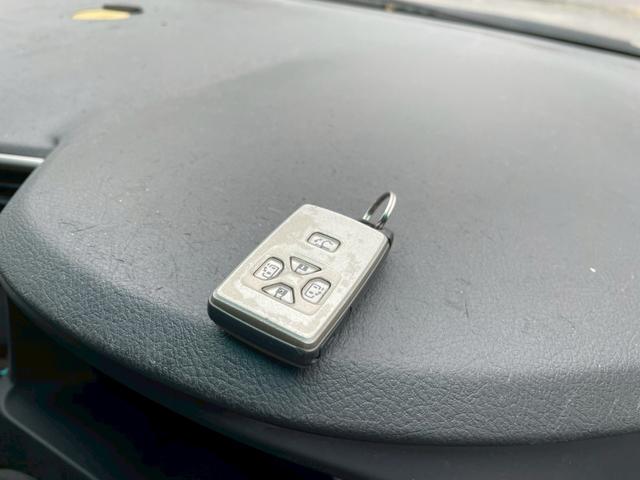 ヴェルファイア 2.4Z プラチナムセレクション(33枚目)