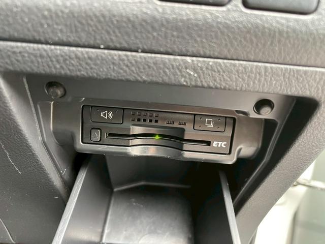 ヴェルファイア 2.4Z プラチナムセレクション(36枚目)