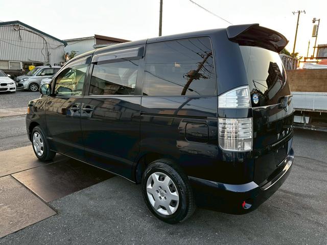 ヴォクシー Ｘ（4枚目）