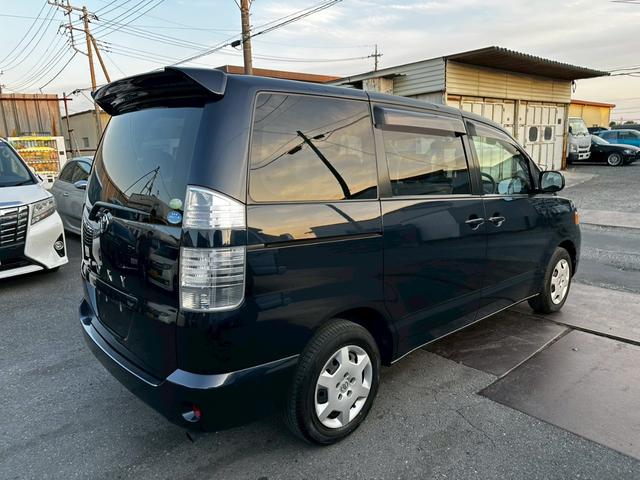 ヴォクシー Ｘ（8枚目）