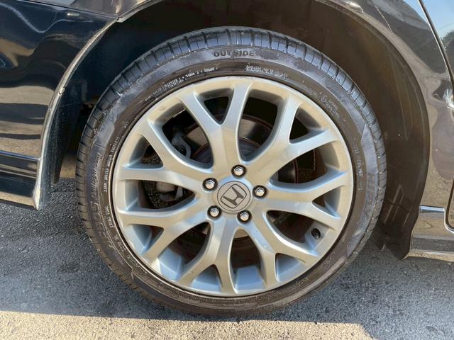 オデッセイ アブソルート（13枚目）