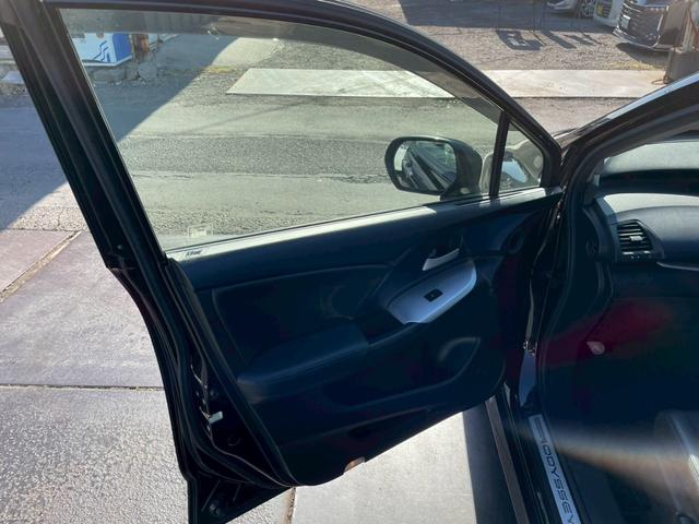 オデッセイ アブソルート（19枚目）