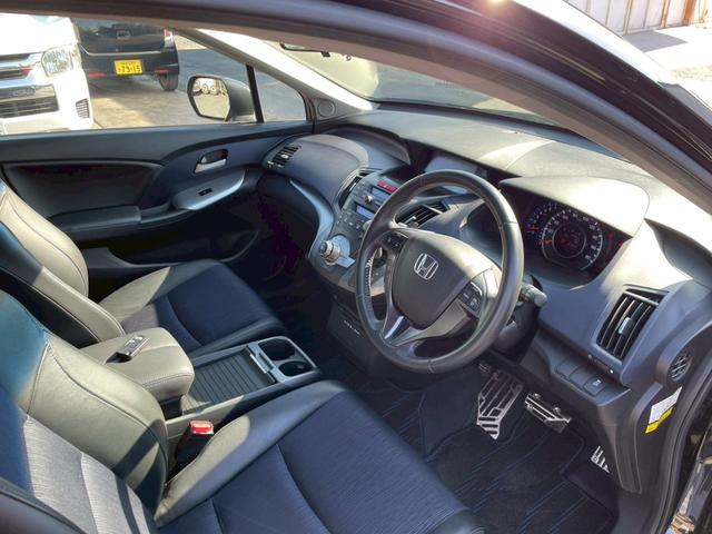 オデッセイ アブソルート（25枚目）