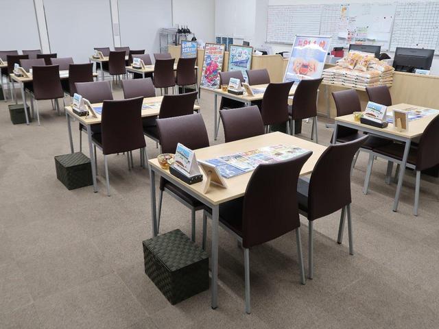 2.5Z 衝突軽減/モデリスタフルエアロ/純正10型ナビ/後席モニター/両側電動/レーダークルーズ/バックカメラ/ETC/WORK20インチアルミ/スマートキー/リアオートエアコン/7人(52枚目)