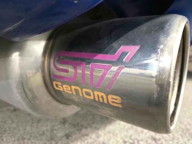 2.0GT WR-リミテッド 2005 4WD STIゲノムマフラー MOMO製専用ステアリング ターボ 専用シート パワーシート HIDヘッド ETC ビルシュタインダンパー ストラーダナビ 禁煙車 電動格納ミラー(3枚目)