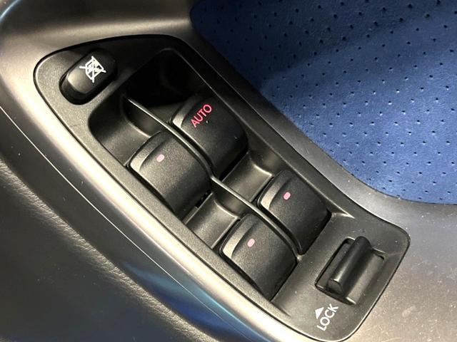 2.0GT WR-リミテッド 2005 4WD STIゲノムマフラー MOMO製専用ステアリング ターボ 専用シート パワーシート HIDヘッド ETC ビルシュタインダンパー ストラーダナビ 禁煙車 電動格納ミラー(34枚目)