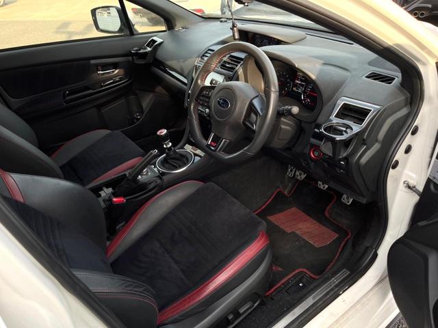ＷＲＸ　ＳＴＩ ＳＴＩ　タイプＳ　ＳＴＩエアロ　大型リアスポイラー　アドバンスドセイフティパッケージ　ＳＤナビ　バックカメラ　ＥＴＣ　ビルシュタインダンパー　パワーシート　シートヒーター　純正１９インチアルミホイール　ＬＥＤヘッド（9枚目）