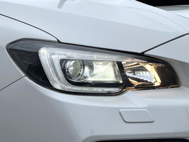 ＷＲＸ　Ｓ４ ２．０ＧＴアイサイト　リアスポイラー　アドバンスドセイフティパッケージ　純正ナビ　バックカメラ　ＥＴＣ　ドライブレコーダー　パワーシート　ＬＥＤヘッドライト　純正１８インチアルミホイール　スマートキー　オートエアコン（12枚目）