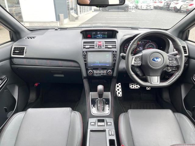 ＷＲＸ Ｓ４ ２．０ＧＴ－Ｓアイサイト　後期Ｄ型　大型リアスポイラー　サンルーフ　ＬＥＤアクセサリーライナー　アドバンスドセイフティ　ＢＩＬＳＴＥＩＮ製ダンパー　革巻きステアリング　純正１８インチアルミ　ＬＥＤヘッド　アイサイトＶｅｒ３（2枚目）