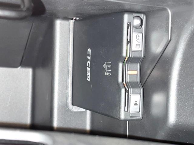 Ｓ６６０ α　ＭＴ車　ターボ　バックカメラ　衝突被害軽減システム　ハーフレザーシート　スマートキー　ＬＥＤヘッド　ＥＴＣ　クルコン　オートライト　デュアルエアコン　純正１５インチアルミ　Ｂｌｕｅｔｏｏｔｈ（8枚目）