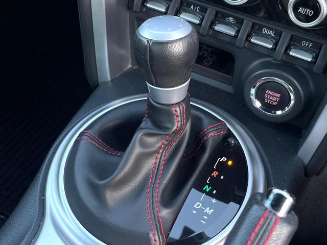 ＢＲＺ ＧＴ　Ｅ型　純正ナビ　バックカメラ　ＥＴＣ　リアスポイラー　ブレンボ製ブレーキ　ＳＡＣＨＳ製ダンパー　シートヒーター　アルカンターラコンビシート　ＬＥＤヘッド　スマートキー　純正１７インチアルミホイール（23枚目）