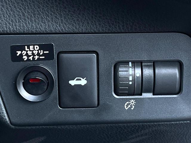 ＢＲＺ ＧＴ　Ｅ型　純正ナビ　バックカメラ　ＥＴＣ　リアスポイラー　ブレンボ製ブレーキ　ＳＡＣＨＳ製ダンパー　シートヒーター　アルカンターラコンビシート　ＬＥＤヘッド　スマートキー　純正１７インチアルミホイール（32枚目）