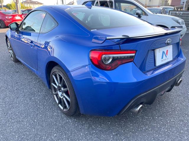 ＢＲＺ ＧＴ　Ｅ型　純正ナビ　バックカメラ　ＥＴＣ　リアスポイラー　ブレンボ製ブレーキ　ＳＡＣＨＳ製ダンパー　シートヒーター　アルカンターラコンビシート　ＬＥＤヘッド　スマートキー　純正１７インチアルミホイール（45枚目）